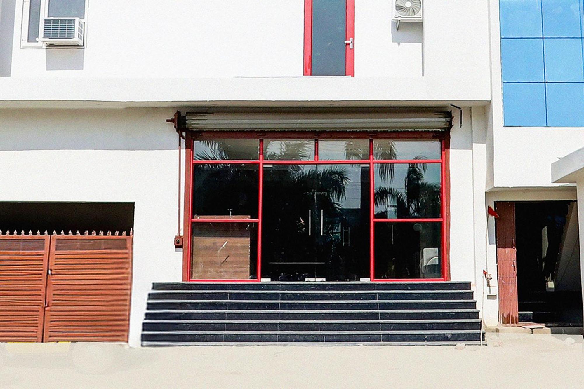 Hotel Super Townhouse Balua Road Pahadiya Varanasi Exterior foto