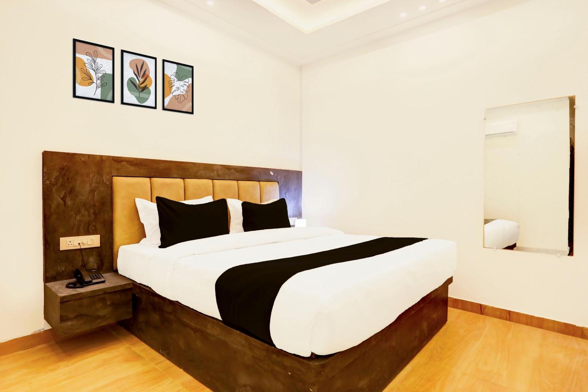 Hotel Super Townhouse Balua Road Pahadiya Varanasi Exterior foto
