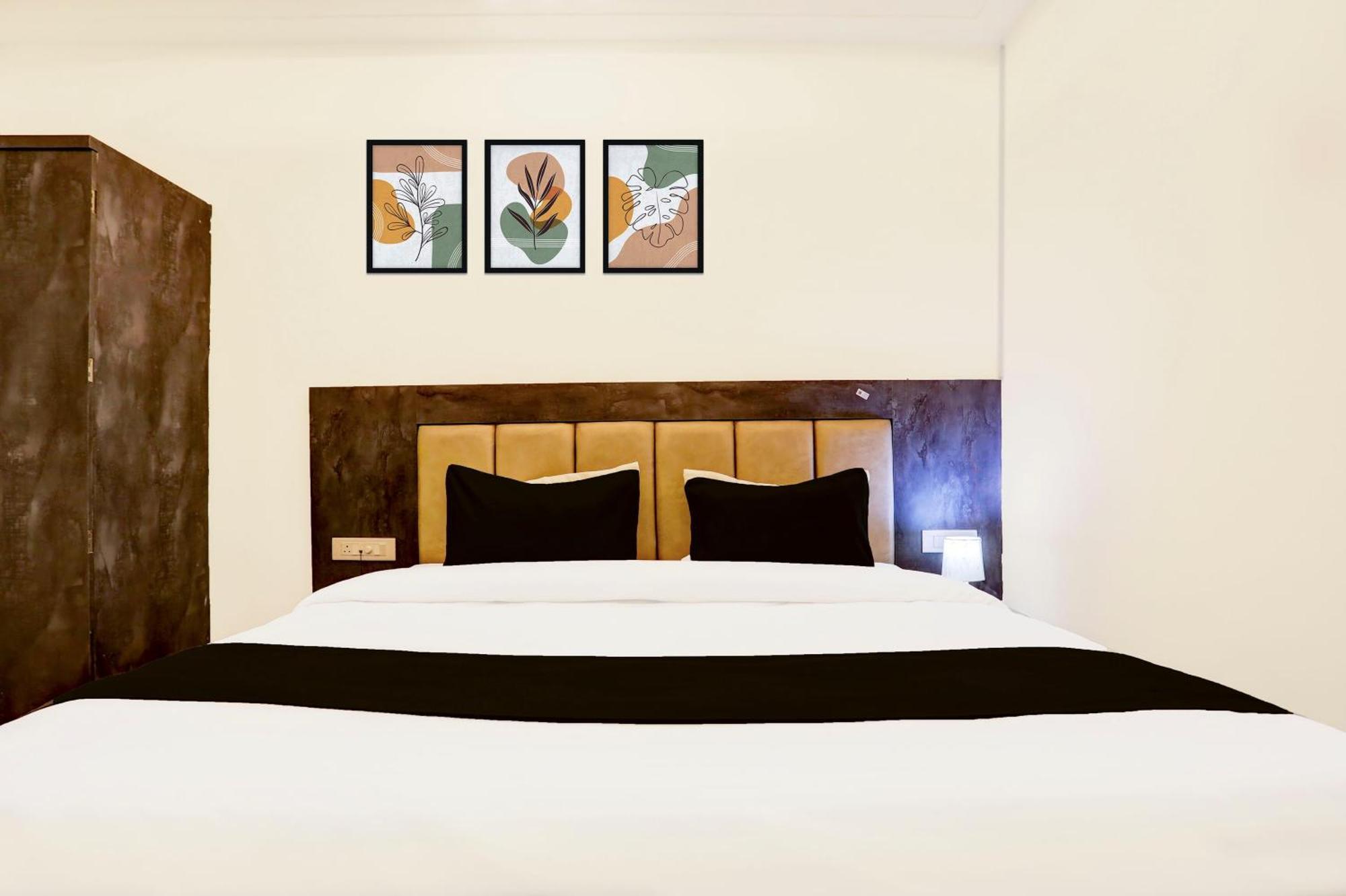 Hotel Super Townhouse Balua Road Pahadiya Varanasi Exterior foto